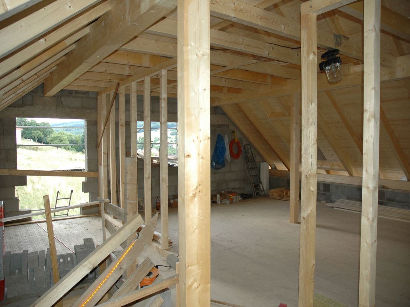 Dachausbau schafft zusätzlichen Wohnraum